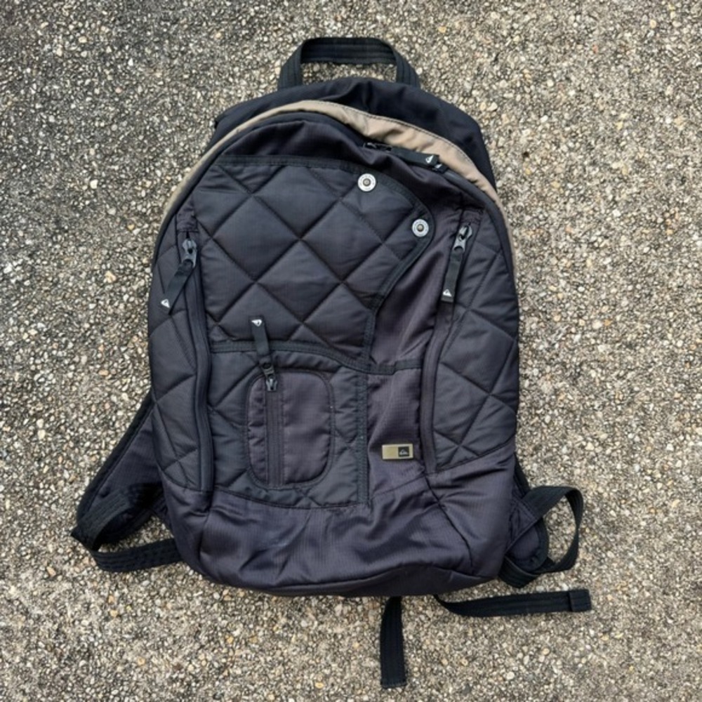Quiksilver Quilted Backpack Black Travel School‎ Outdoor Bag Vintage